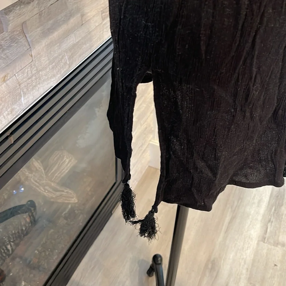 Kona Sol Boho Swimsuit Cover Up Black w/ Crochet Lace, Tassels Medium - Picture 7 of 8